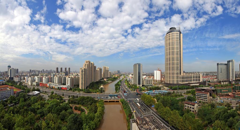 Howard Johnson Kaina Plaza Changzhou Гуанджоу Екстериор снимка