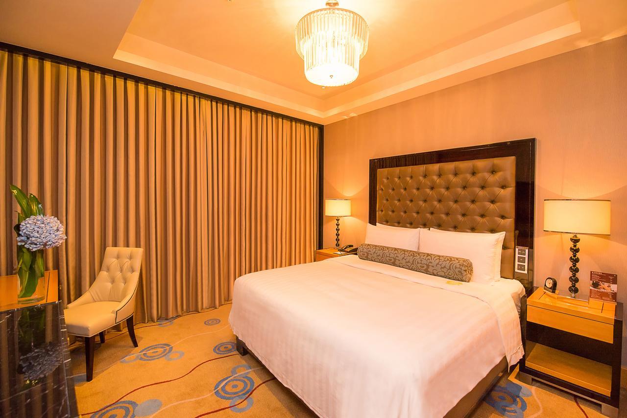 Howard Johnson Kaina Plaza Changzhou Гуанджоу Екстериор снимка