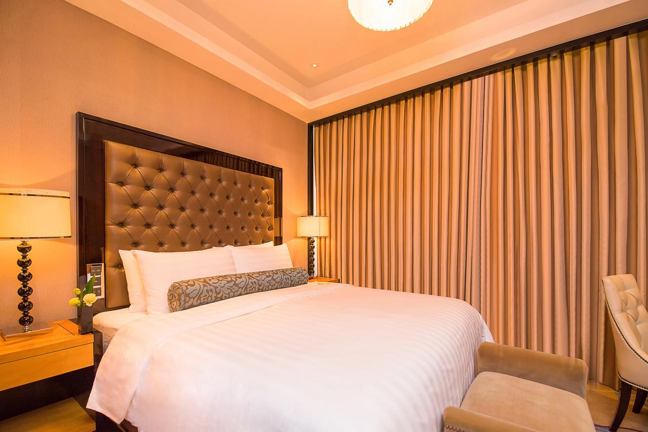Howard Johnson Kaina Plaza Changzhou Гуанджоу Екстериор снимка