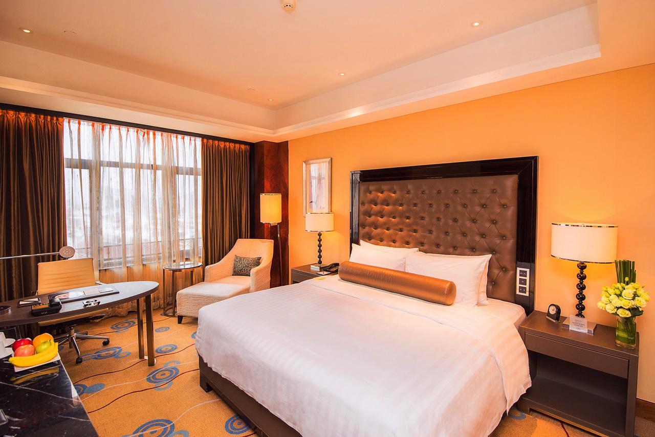 Howard Johnson Kaina Plaza Changzhou Гуанджоу Екстериор снимка