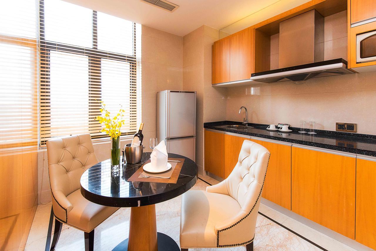 Howard Johnson Kaina Plaza Changzhou Гуанджоу Екстериор снимка