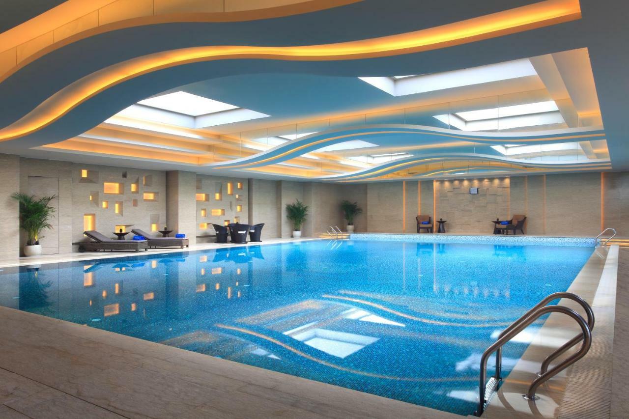 Howard Johnson Kaina Plaza Changzhou Гуанджоу Екстериор снимка